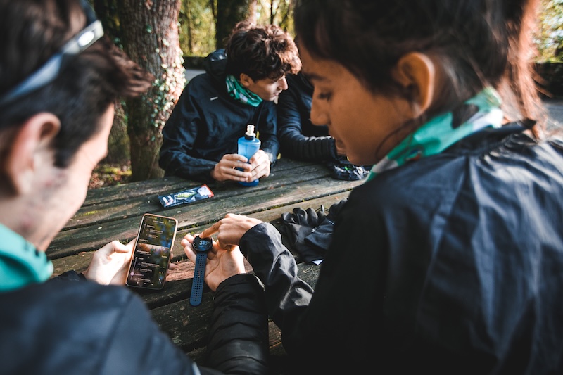 Comparativa entre ChatGPT y app de coaching running para principiantes que buscan mejorar en 2026.