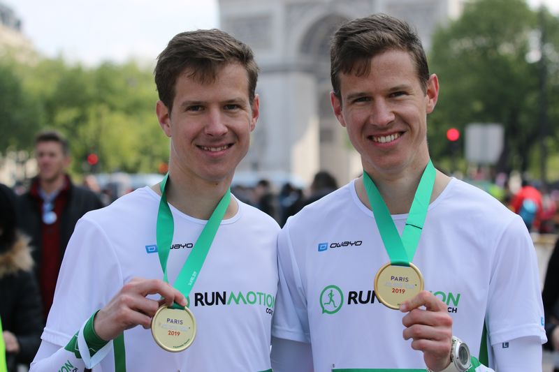 Corredor entrenando para el Maratón de París con plan de 8, 10 o 12 semanas.