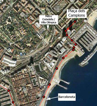 Corredor inicia ruta olímpica de running en Barcelona desde Plaça dels Campions hacia Montjuïc.