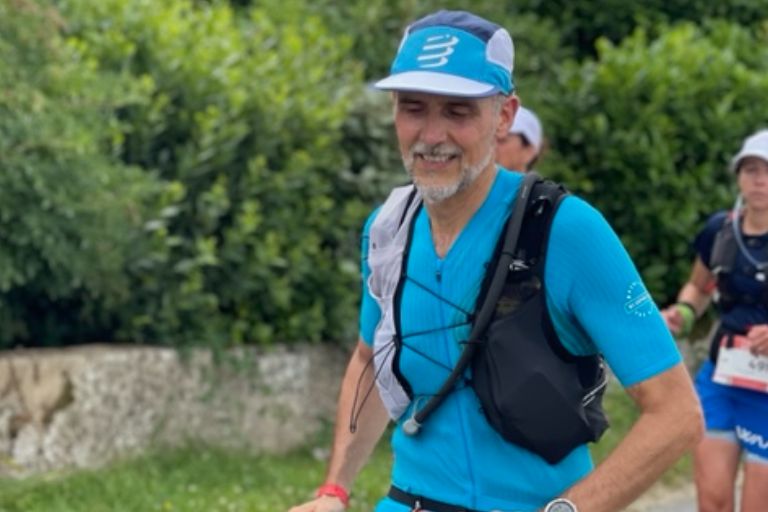 Corredor de trail completa el 56K del Ultra-Marin tras dar el salto del maraton.