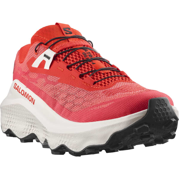 Zapatillas Salomon Ultra Glide 4 para trail running de larga distancia en terrenos técnicos